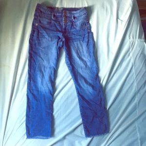 I am selling these because they do not fit me